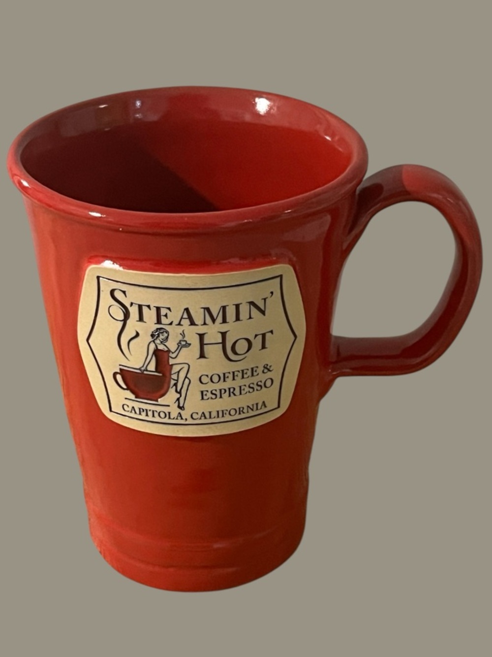 STEAMIN' HOT COFFEE & ESPRESSO
CAPITOLA, CALIFORNIA Deneen Pottery Mug Brick Red
